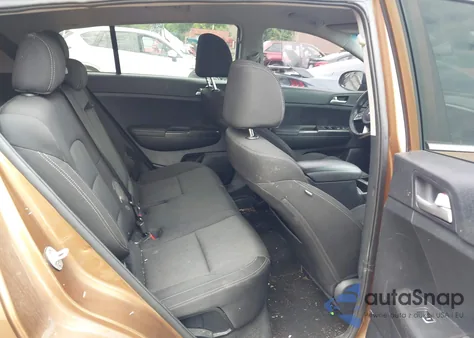 2020 Kia Sportage Lx z USA, uszkodzony, nr VIN KNDPM3AC4L7648501